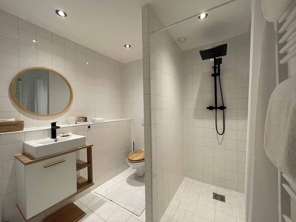 canal view stay amsterdam