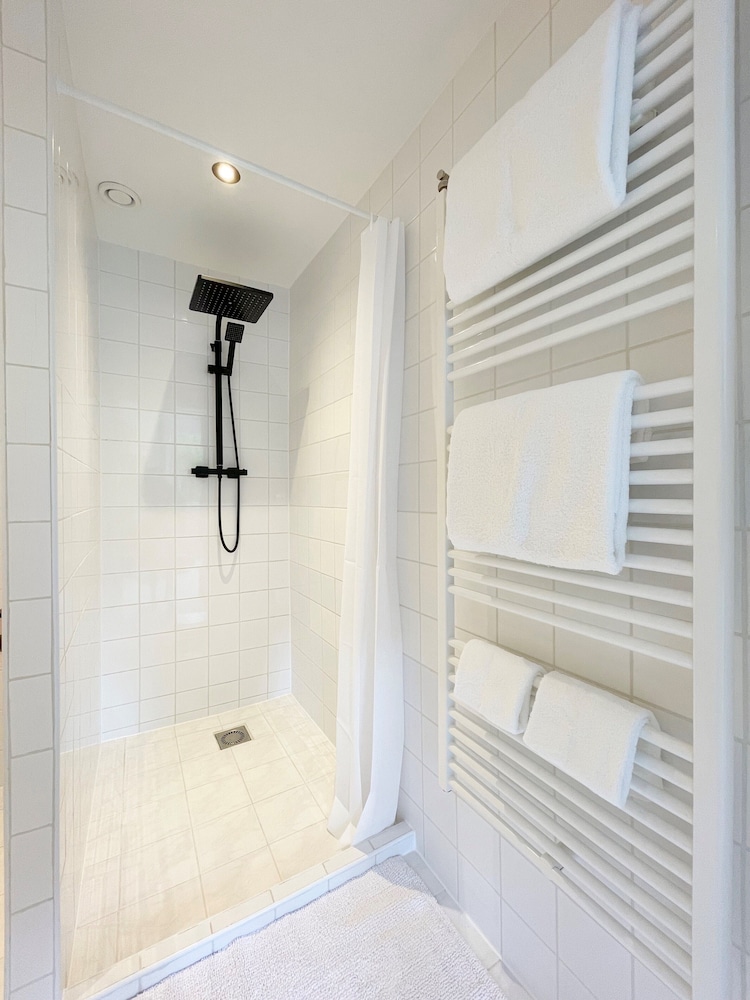 canal view stay amsterdam