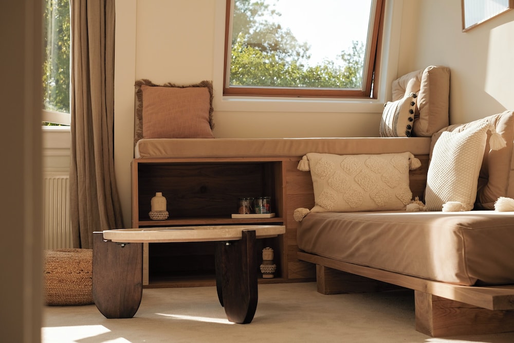 canal view stay amsterdam