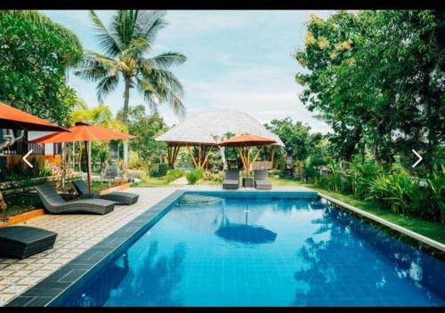 tinggian hill retreat