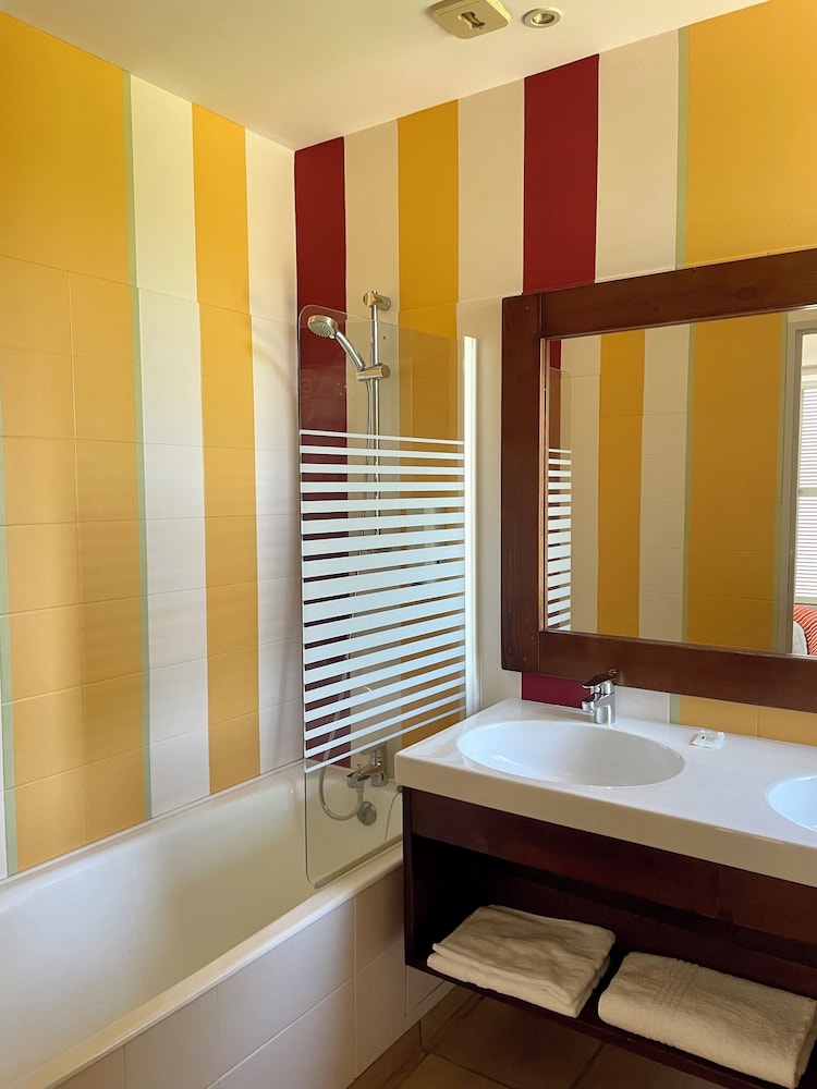 hotel la chatelleraie