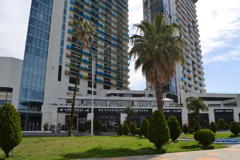 apartments in the hilton hotel complex