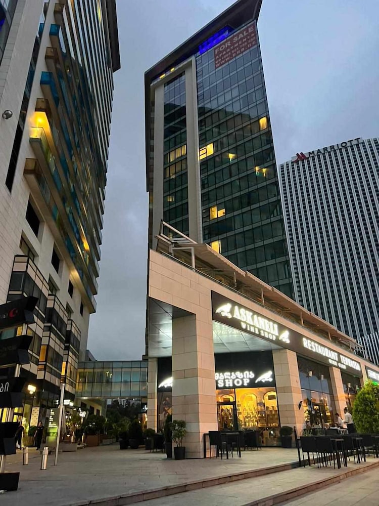 apartments in the hilton hotel complex