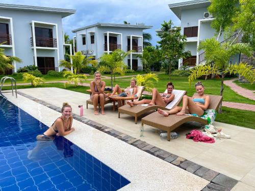 red picnic hostel