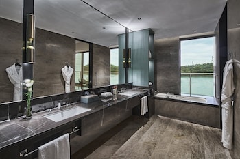 crowne plaza ganzhou an ihg hotel