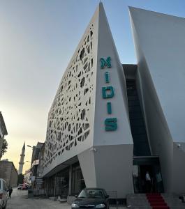 midis otel