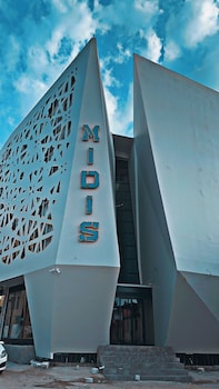 midis otel