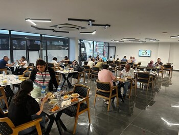 midis otel