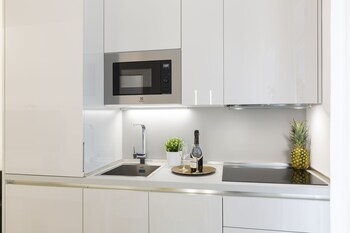 notami gioia short stays