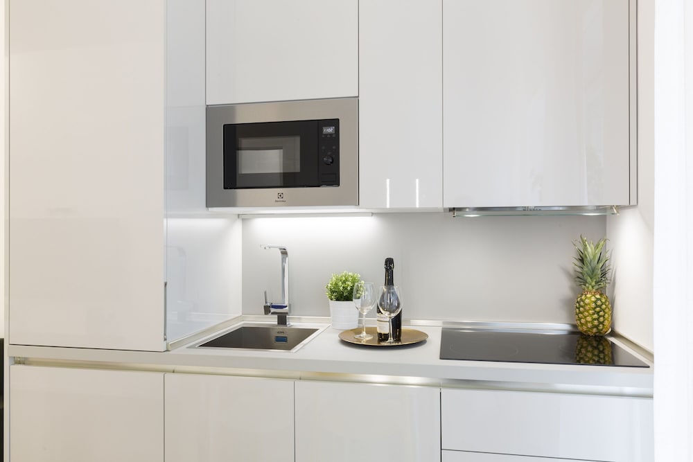 notami gioia short stays