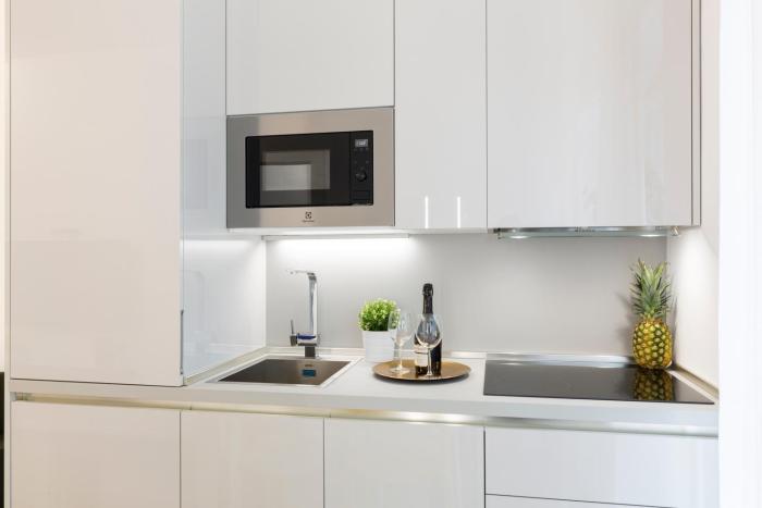 notami gioia short stays