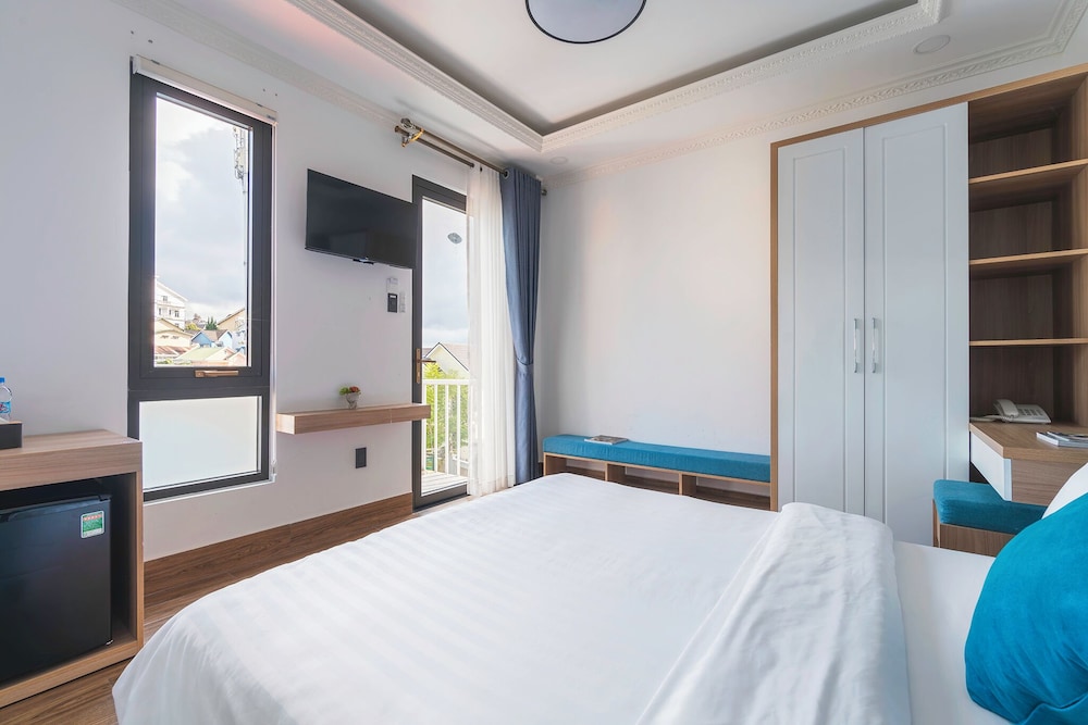 vmt hotel villa