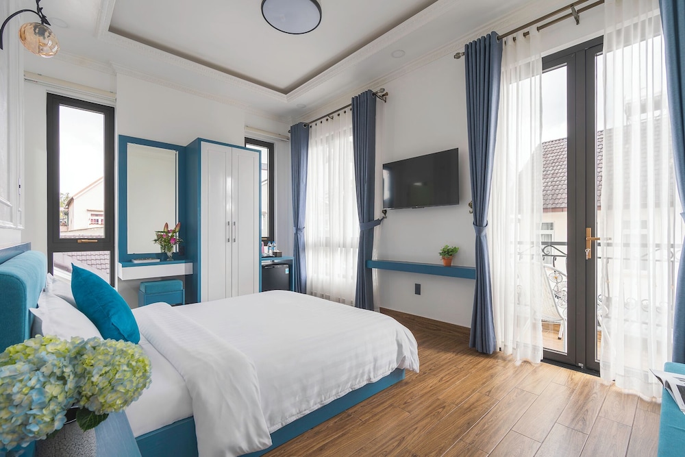 vmt hotel villa
