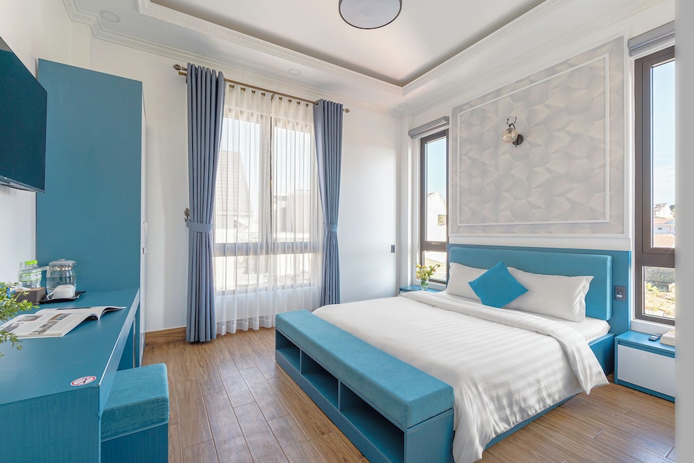 vmt hotel villa