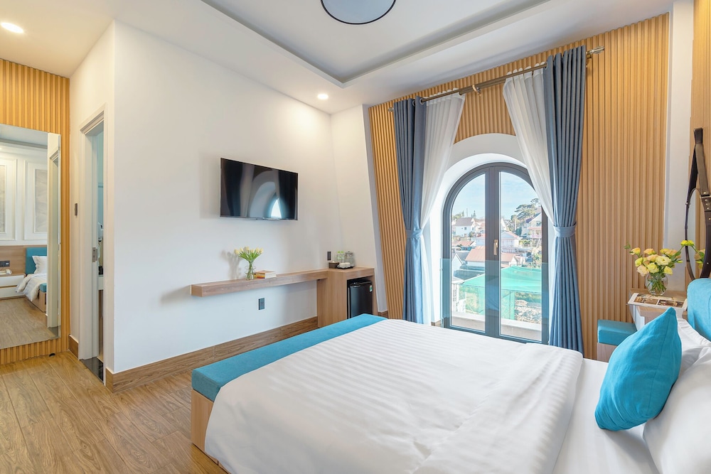 vmt hotel villa