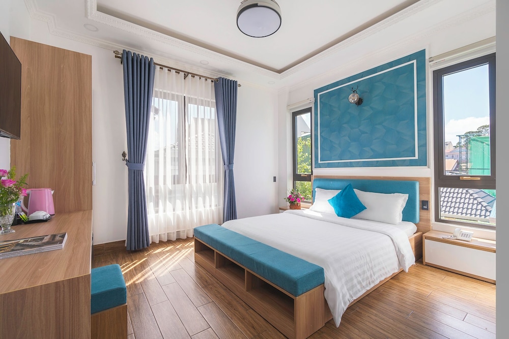 vmt hotel villa