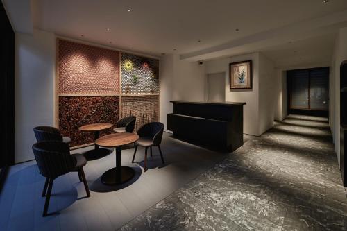 the hotels hakata harushige honkan