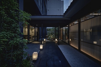 the hotels hakata harushige honkan