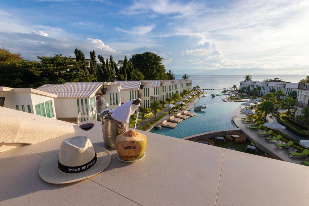 vannee golden sands beachfront resort