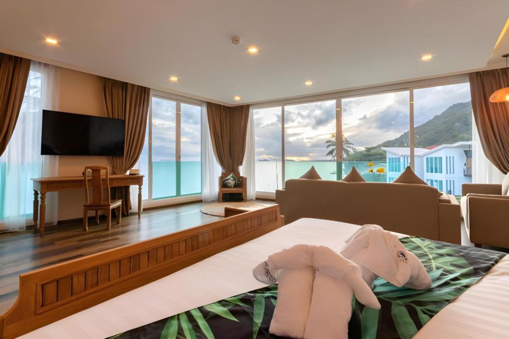 vannee golden sands beachfront resort