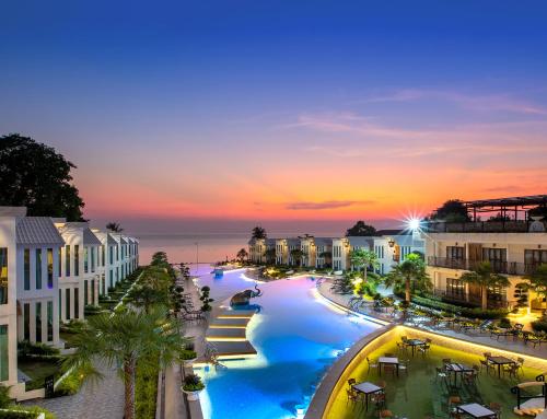 vannee golden sands beachfront resort
