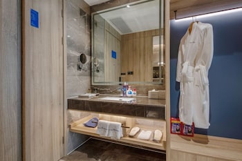 shenzhen naiwei s hotel xili metro