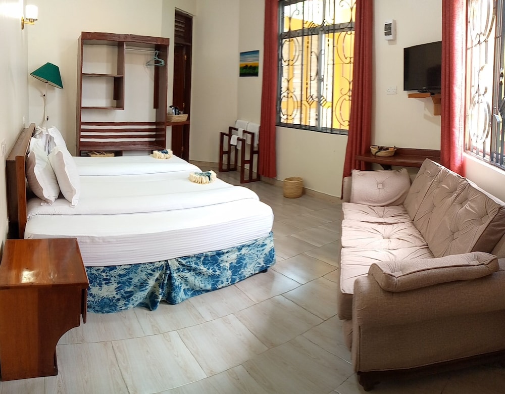 sandmark hotel serengeti