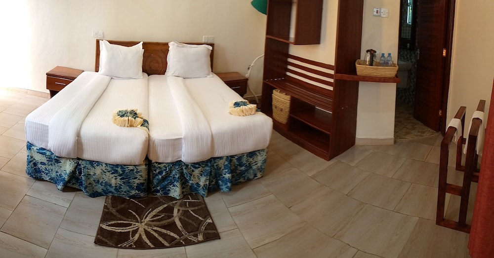 sandmark hotel serengeti