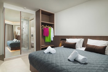 elia agia marina resort