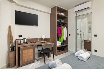 elia agia marina resort