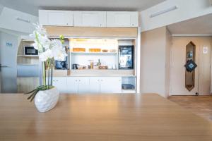 kyriad direct brignoles provence verte