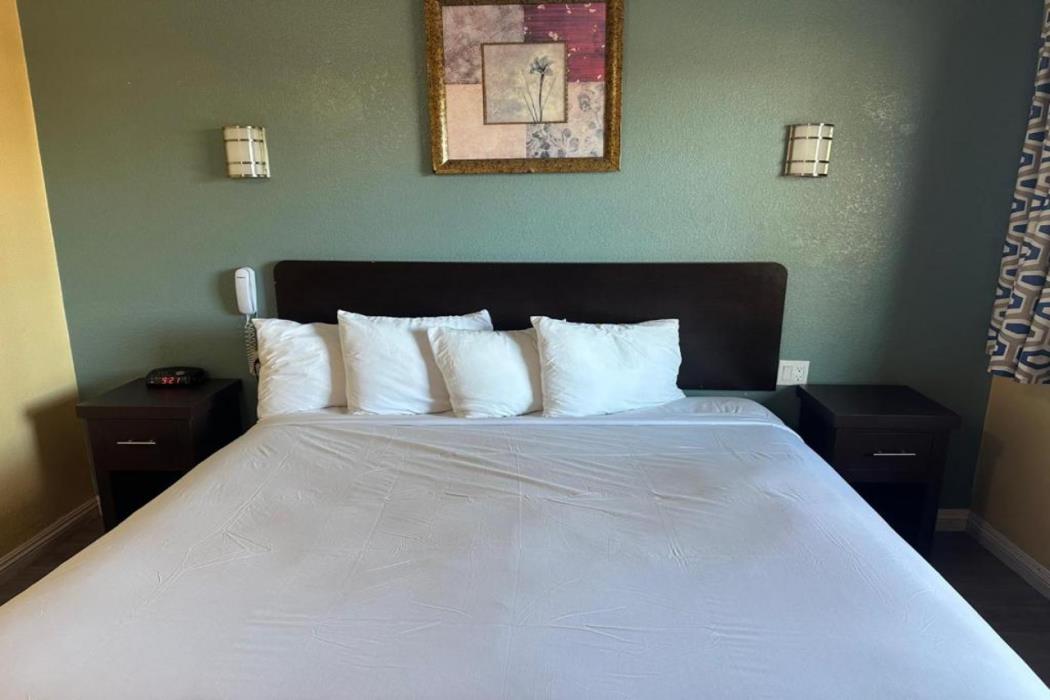 hotel avenida oceanside camp pendleton