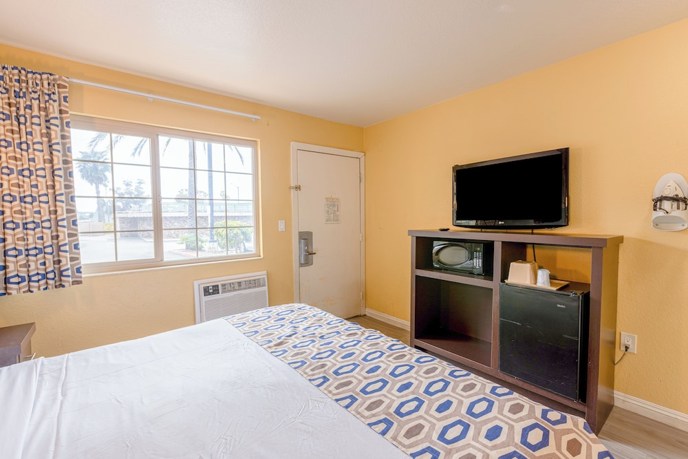 hotel avenida oceanside camp pendleton