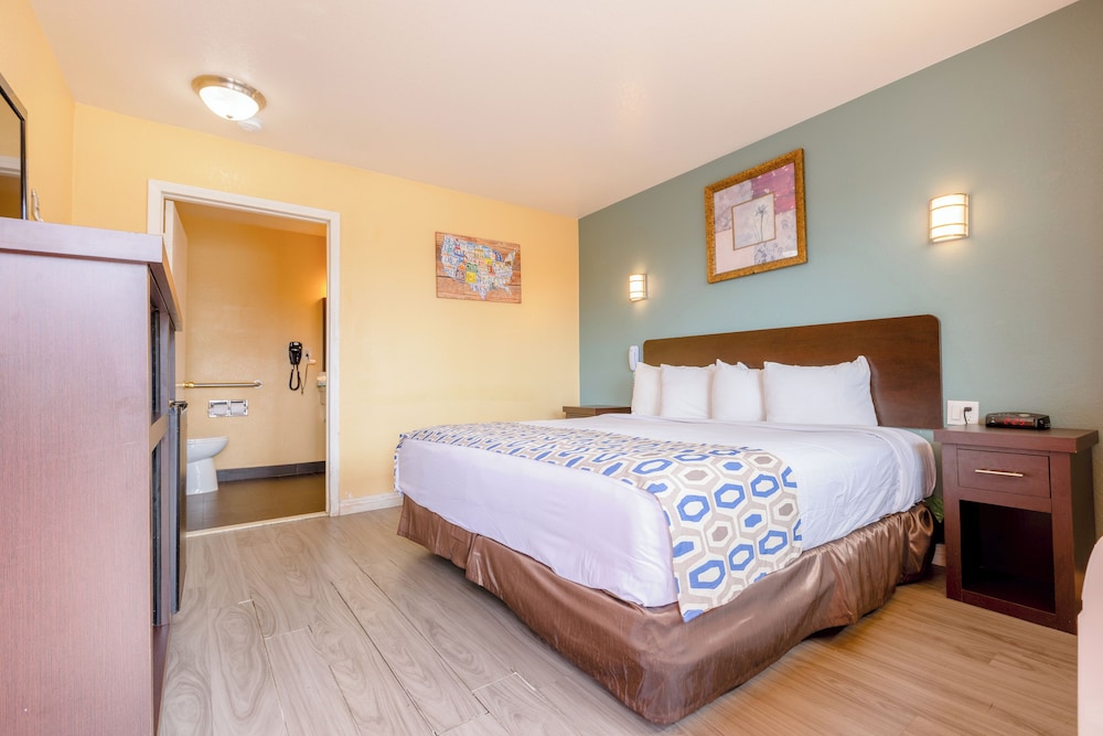 hotel avenida oceanside camp pendleton