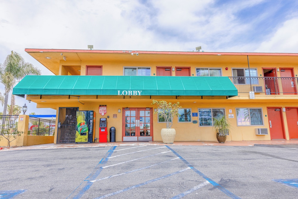 hotel avenida oceanside camp pendleton