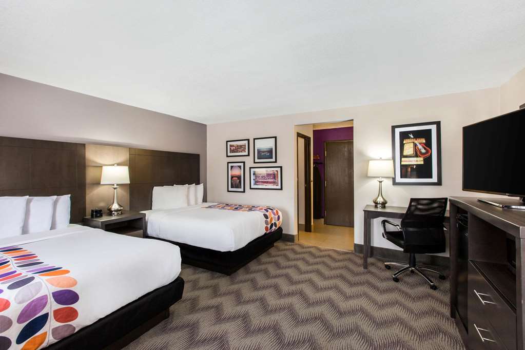 la quinta inn and suites by wyndham goodlettsville nashville