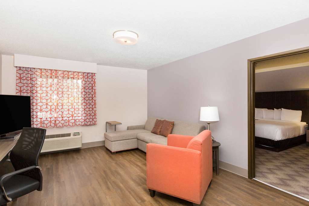 la quinta inn and suites by wyndham goodlettsville nashville