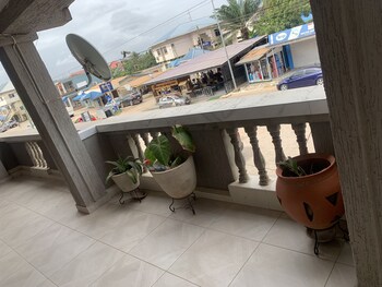 central reservations apartment