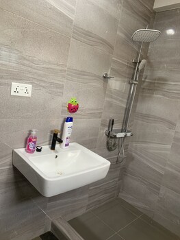 central reservations apartment