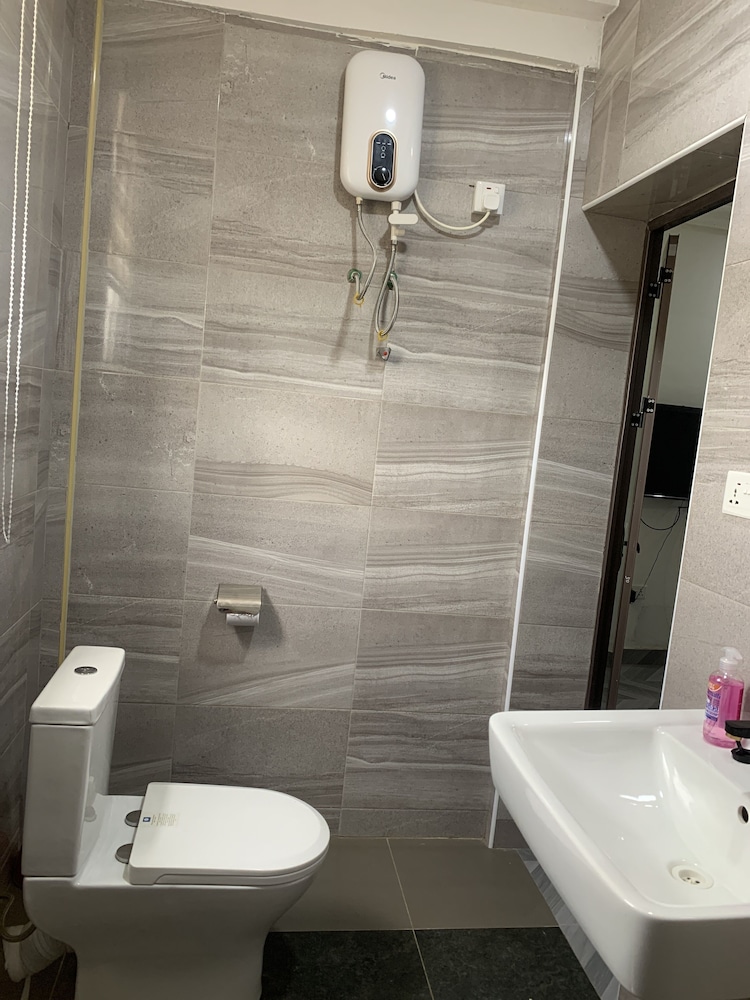 central reservations apartment