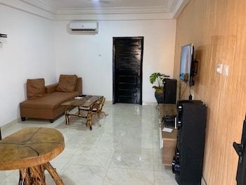 central reservations apartment