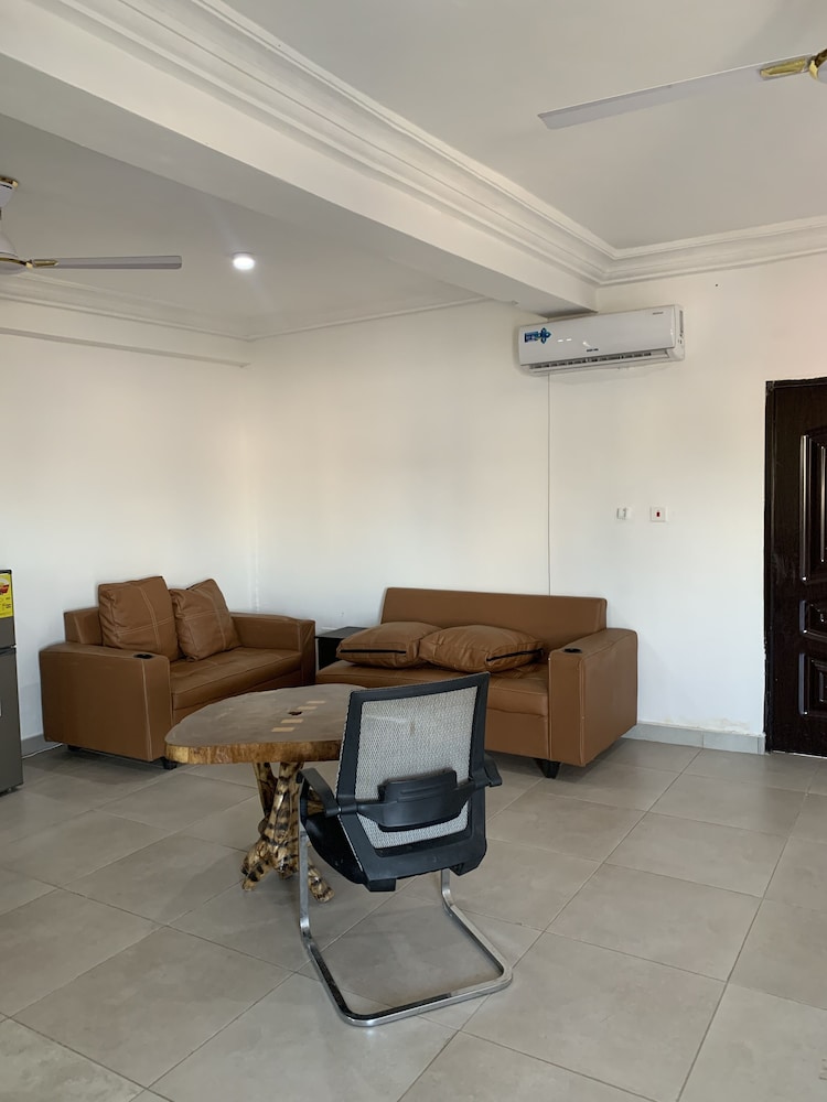 central reservations apartment