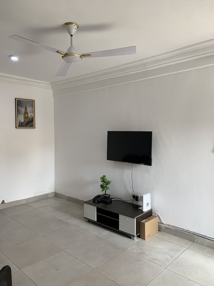 central reservations apartment