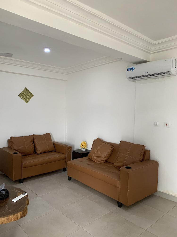 central reservations apartment