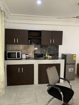 central reservations apartment