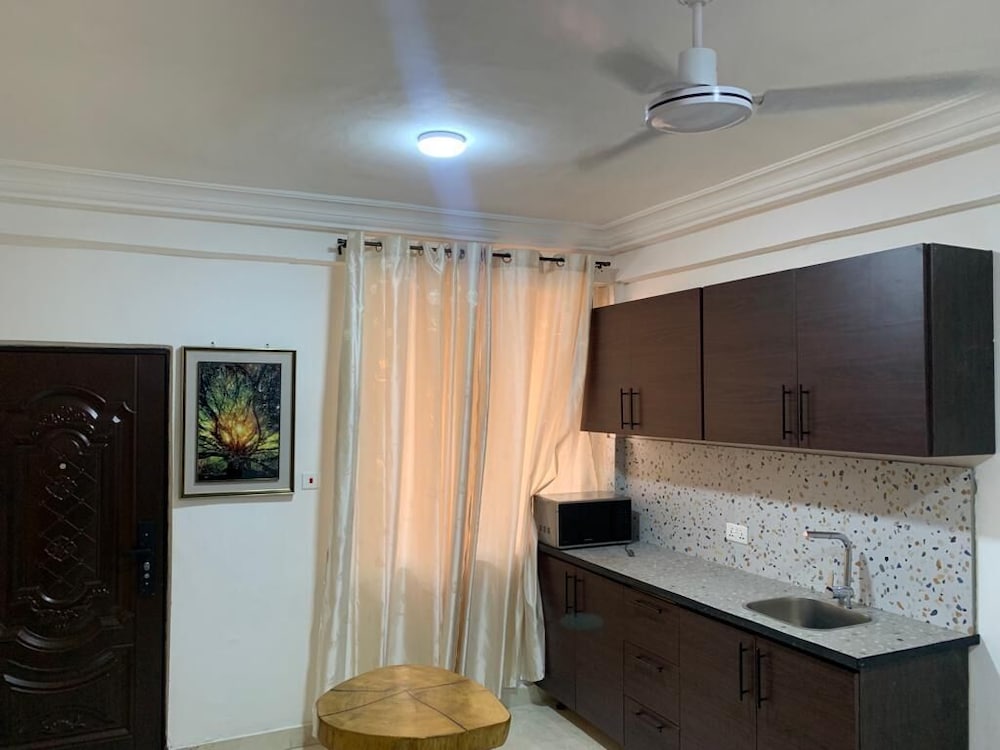 central reservations apartment