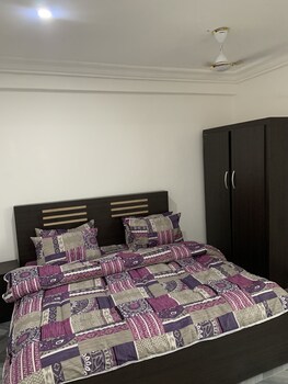 central reservations apartment