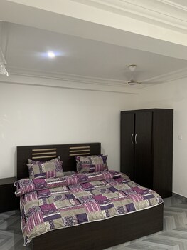 central reservations apartment