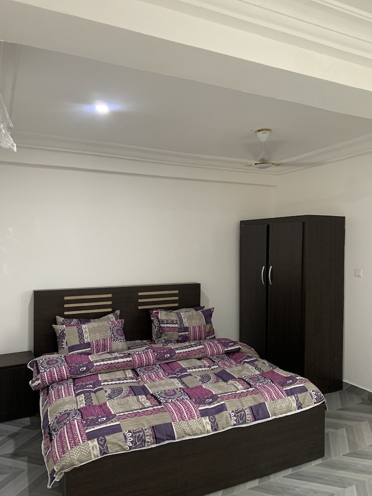 central reservations apartment