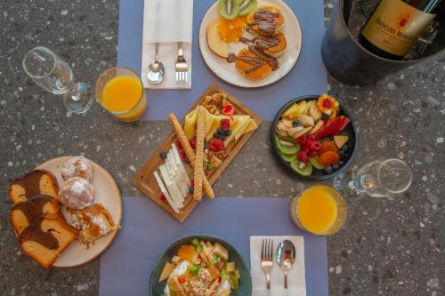 down town suites by athens tower hotel